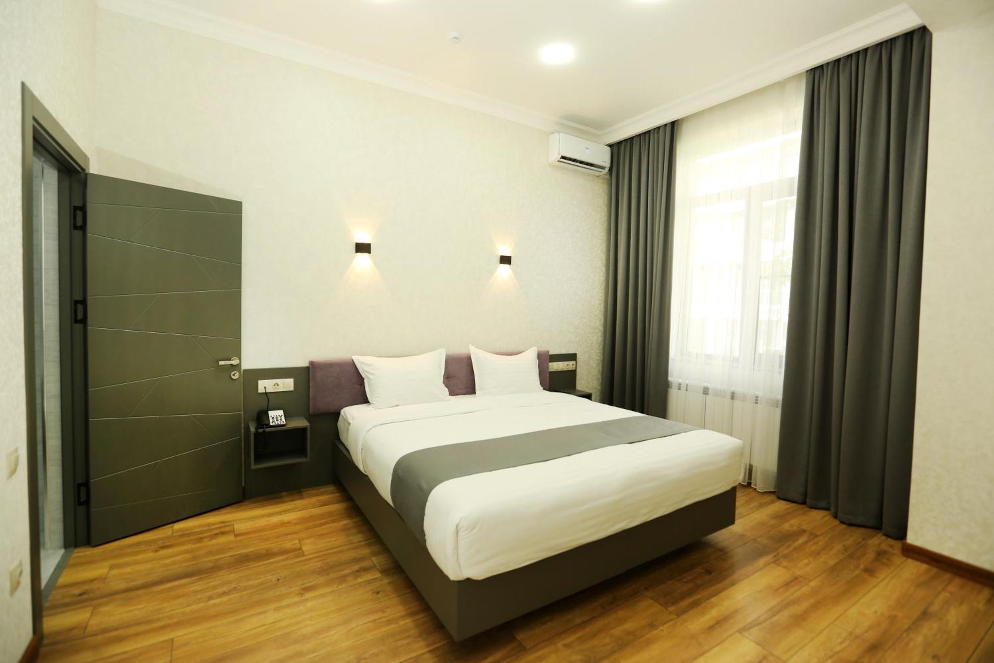 Parklane Hotel Taszkent Zewnętrze zdjęcie